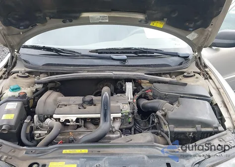 2001 Volvo V70 Xc z USA, uszkodzony, nr VIN YV1SZ58D311031798